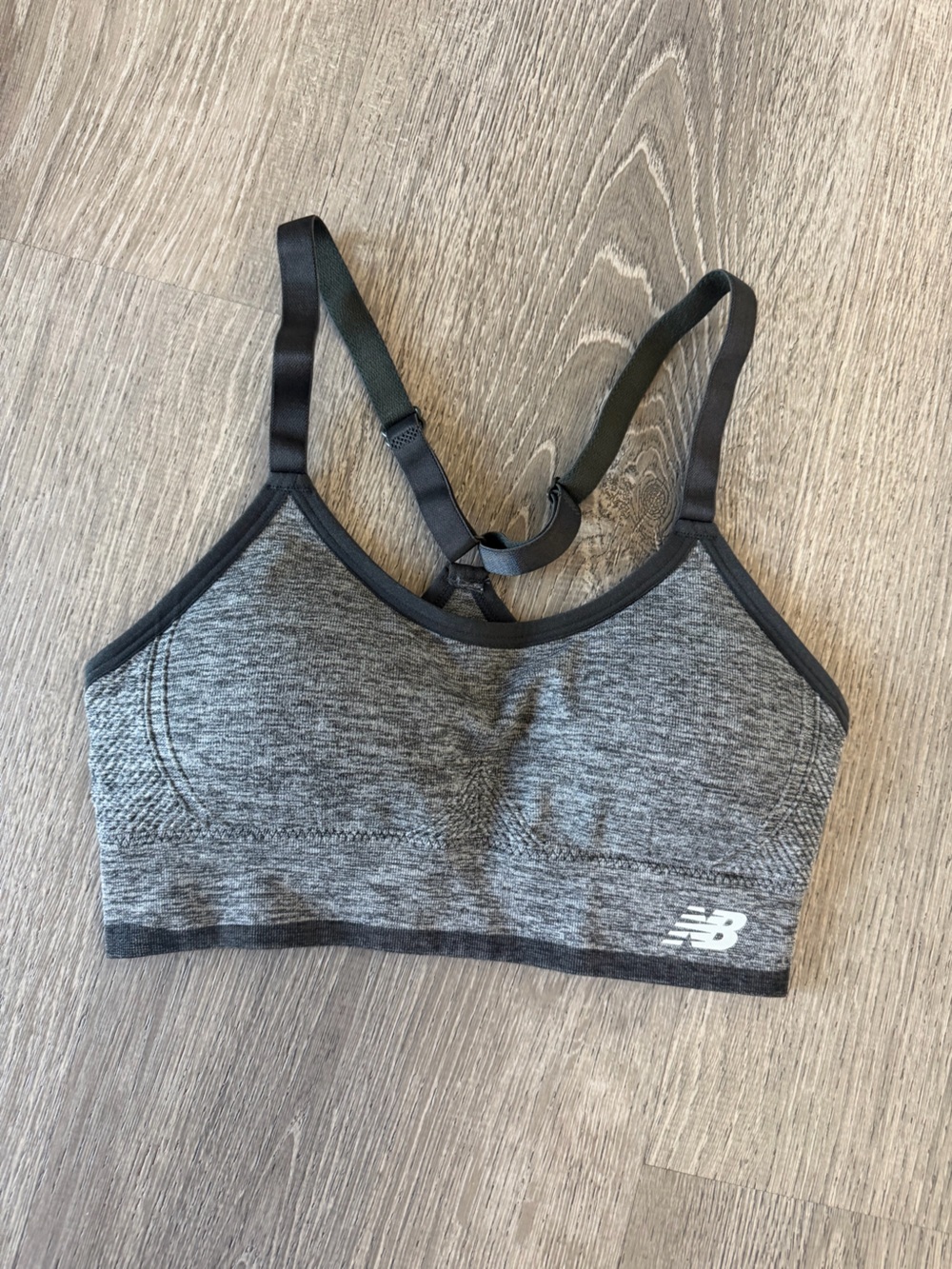 Like new - New Balance sports bra